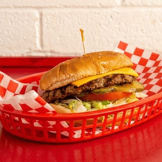 1/4 lb Cheeseburger